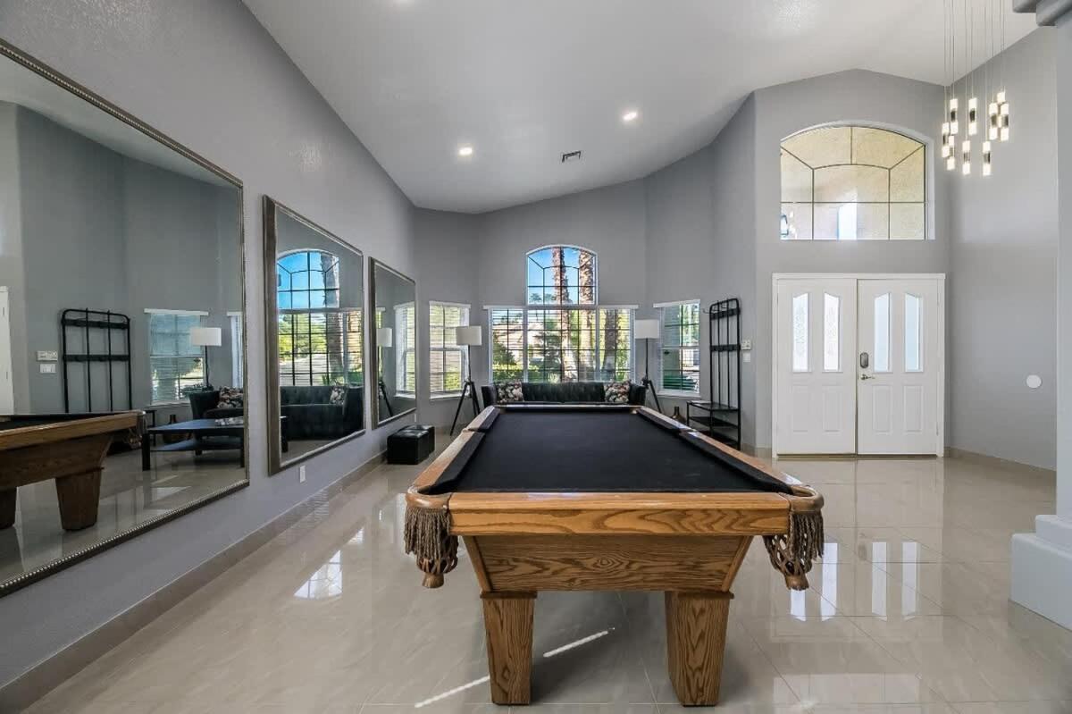 Casa de férias Luxury Redefined Indoor Comfort Outdoor Bliss *